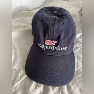 vineyard vines hat